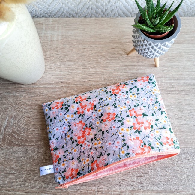 trousse-punch-needle-printanier-Angélique-La-fée-En-Fil