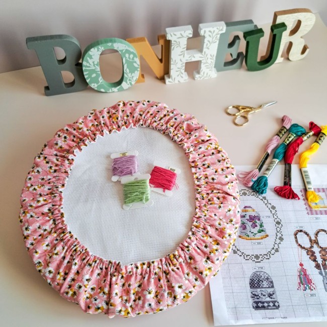 grime guard rose pour tambour à broder