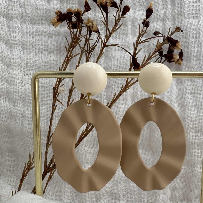 188ec4c4-77f4-48ca-a5d9-6f34972b7ee6