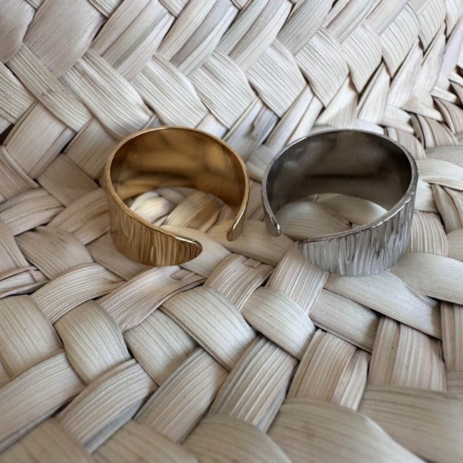 48c3a294-5340-49b9-b8f2-68c5d615e845