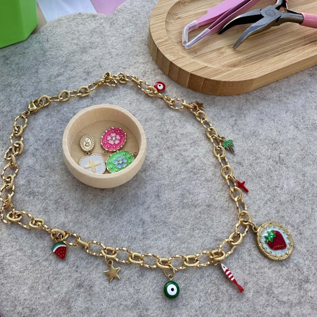 Atelier créatifs de bijoux collier et bague en acier inoxydable doré, proche de Bordeaux, idée EVJF, anniversaire, cadeau