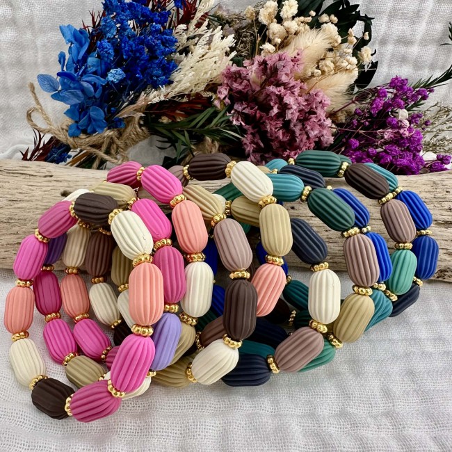 bracelet perles élastique vue profil