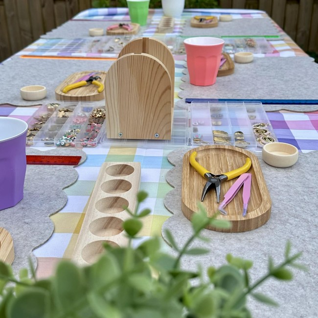Atelier créatifs de bijoux sautoir et bague en acier inoxydable doré, proche de Bordeaux, idée cadeau, moment entre copines, en famille