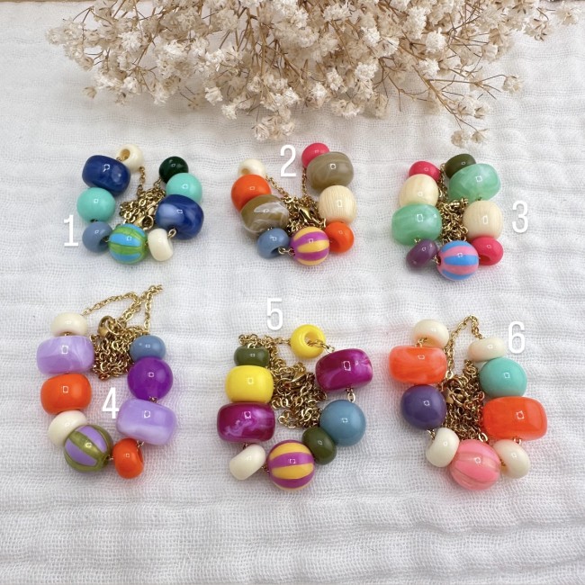 Collection de colliers façon bonbon en perles multicolores fabrication artisanale française