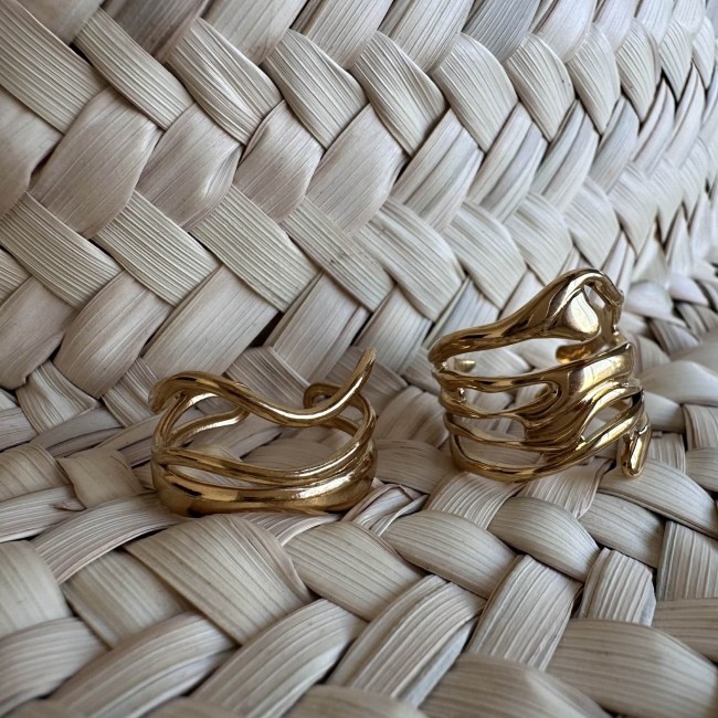 dc01b68a-8853-4e08-af62-85eee82ef43e