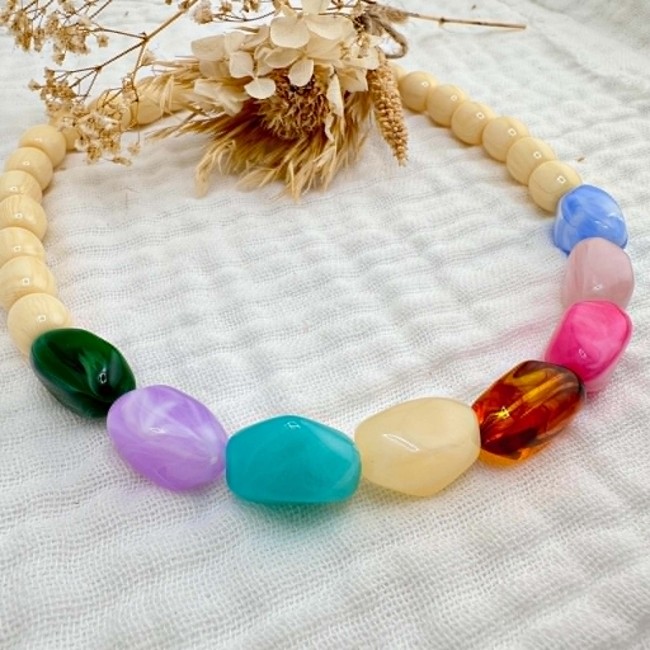 Collier Happy en perles multicolores création artisanale française