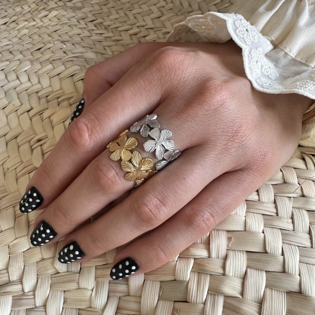 bague fleur marguerite acier inoxydable doré ou argenté bijou ajustable femme