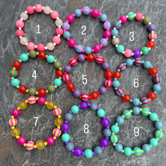 Ensemble de bracelets colorés en perles rondes style bonbon fait main