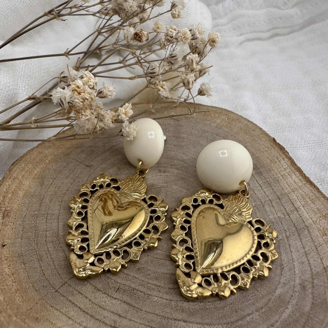 boucles d'oreilles de créateur, pendentif coeur ex voto acier inox doré clou d'oreille acier inox rond résine, atelier proche de Bordeaux boucles d'oreilles de créateur, pendentif coeur ex voto acier inox doré clou d'oreille acier inox rond résine, atelier proche de Bordeaux