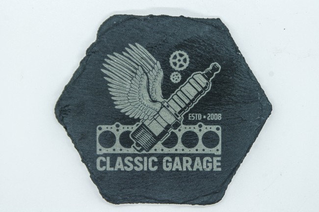 Dessous de verre ardoise Classic Garage ailes Dessous de verre en ardoise motif Classic Garage avec bougie ailée