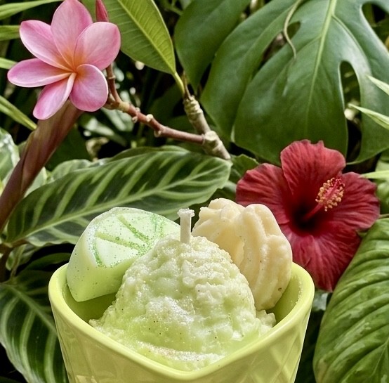 Bougie Gourmande Citron Vert Givré façon sorbet dans un cornet  parfaite pour la saison estivale