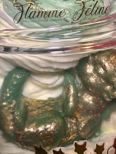 Bougie House of the Dragon Bougie artisanale cire de soja chantilly rouge bébé dragon noir ou vert Team Black ou Green House of the Dragon
