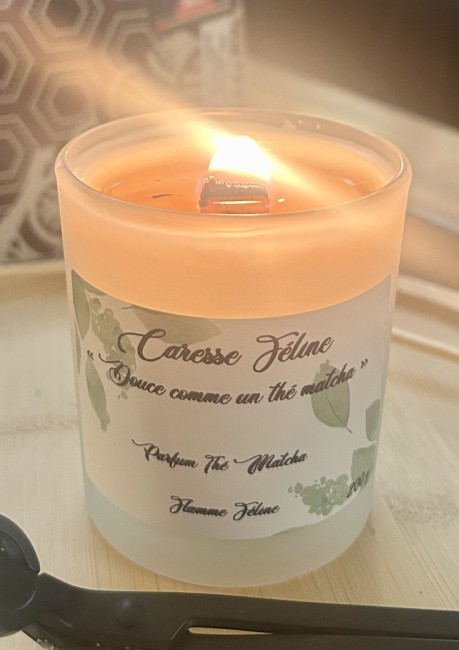 Caresse Féline Bougie en cire végétale coulée simplicité et douceur 