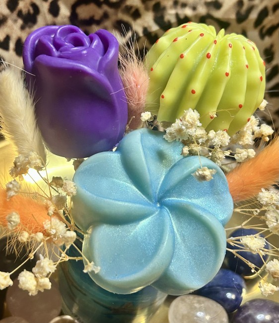 Bouquets éternels - fleurs en cire végétale - évasion tropicale - coco solaire - produit 3 en 1 - bouquet- fondants parfumés - bougie