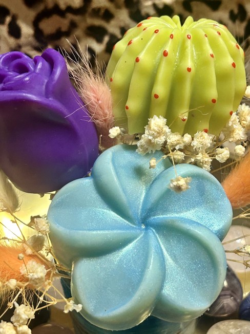 Bouquets éternels - fleurs en cire végétale - évasion tropicale - coco solaire - produit 3 en 1 - bouquet- fondants parfumés - bougie