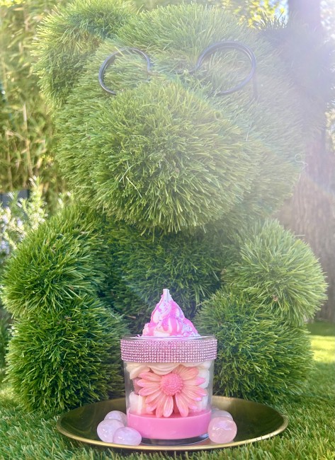 la bougie ultra girly bougie fantaisie pinky girl rose et blanche avec strass