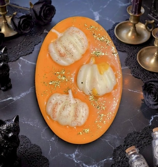 Fondant parfumé thème Halloween cire de soja et cire d'olive parfum de Grasse Flamme Féline Fondant parfumé thème Halloween cire de soja et cire d'olive parfum de Grasse Flamme Féline