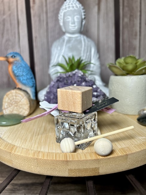 Diffuseur de parfum pour voiture Flamme Féline fabrication artisanale