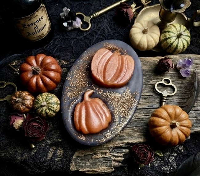 Fondant parfumé thème Halloween cire de soja et cire d'olive parfum de Grasse Flamme Féline Fondant parfumé thème Halloween cire de soja et cire d'olive parfum de Grasse Flamme Féline