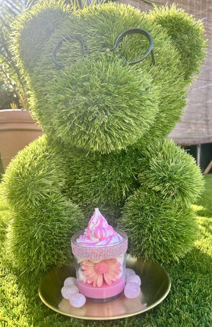 la bougie ultra girly bougie fantaisie pinky girl rose et blanche avec strass