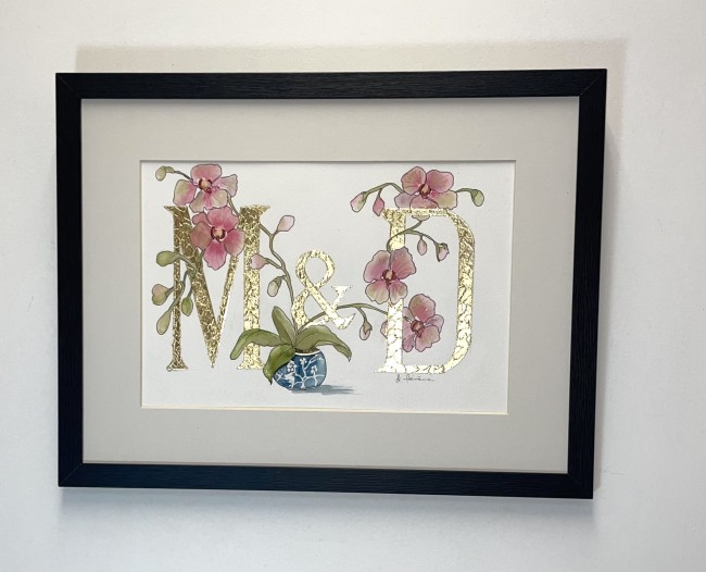 Duo d'initiales peintes à la main à la feuille d'or et entourées...