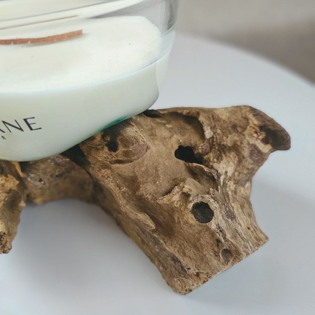 bougie-bois-naturel-detail-lartisane-creative