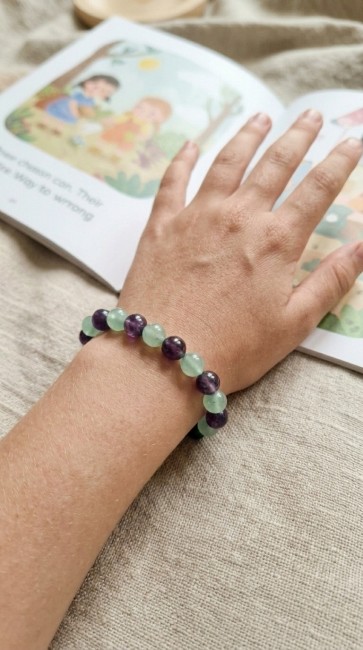 Bracelet extensible en pierres naturelles colère aventurine et améthyste domidora