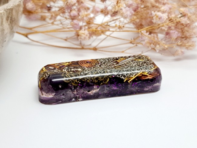 orgonite de poche amethyste pour cadeau unisexe fait mains noel, anniversaire, protection