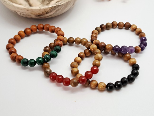 lot 4 bracelets bois et pierres destockage 