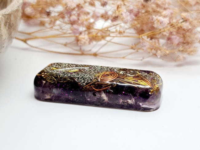 orgonite de poche amethyste pour cadeau unisexe fait mains noel, anniversaire, protection