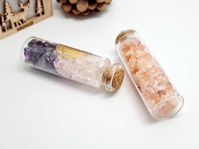 fiole pierres naturelles amethyste cristal de roche et quartz rose