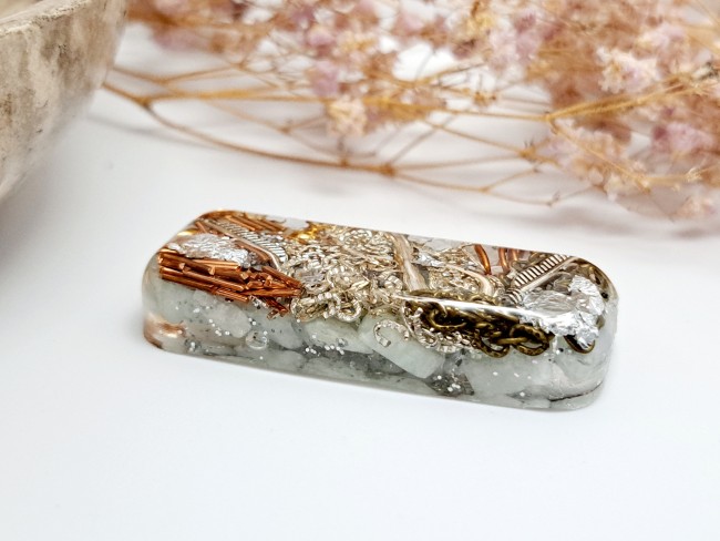 orgonite de poche blanche, cadeau protection pour noel ou anniversaire, quartz neige