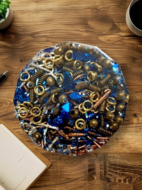 orgonite de poche protection bleue en lapis lazuli pour cadeau merci noel ou anniversaire