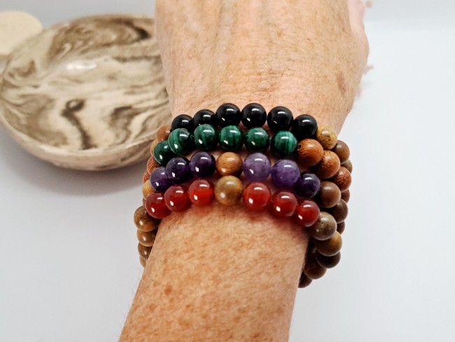 lot 4 bracelets bois et pierres destockage 