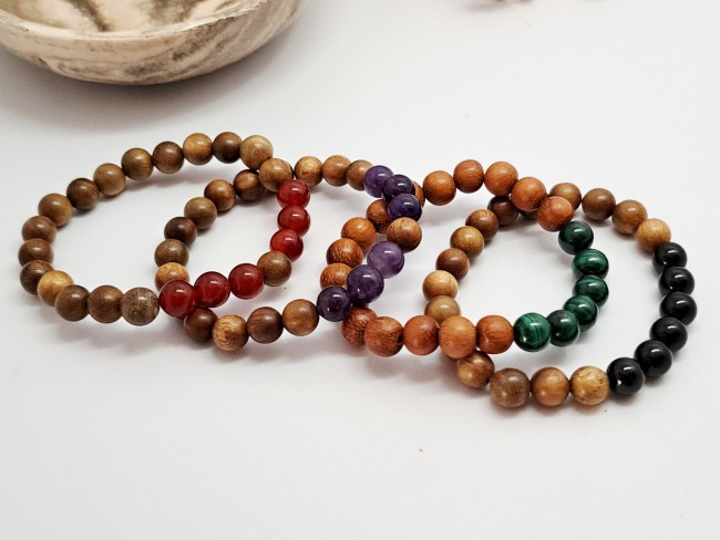 lot 4 bracelets bois et pierres destockage 