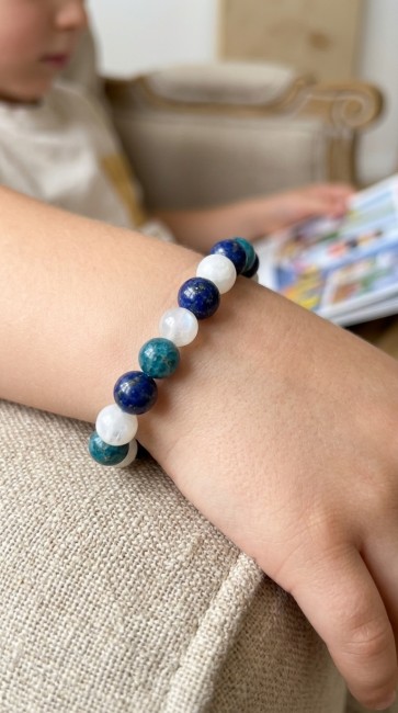 bracelet extensible pierre naturelle enfant hyperactif en apatite, sodalite et pierre de lune, cadeau enfant,cadeau adolescente,cadeau noel maman,cadeau mamy, domidora
