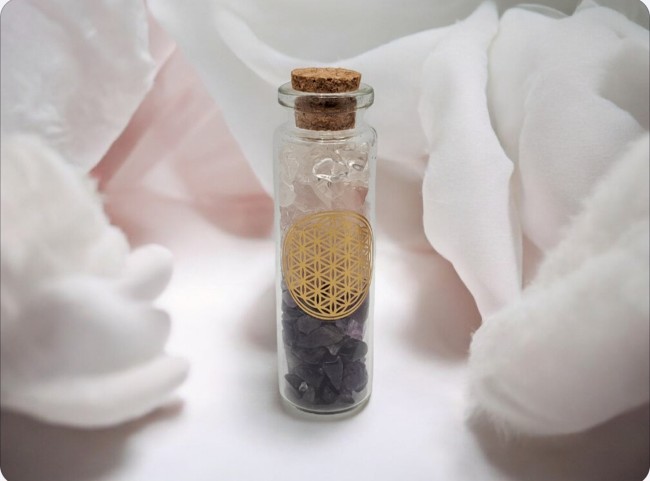 fiole pierres naturelles amethyste cristal de roche et quartz rose fiole pierres naturelles amethyste cristal de roche et quartz rose