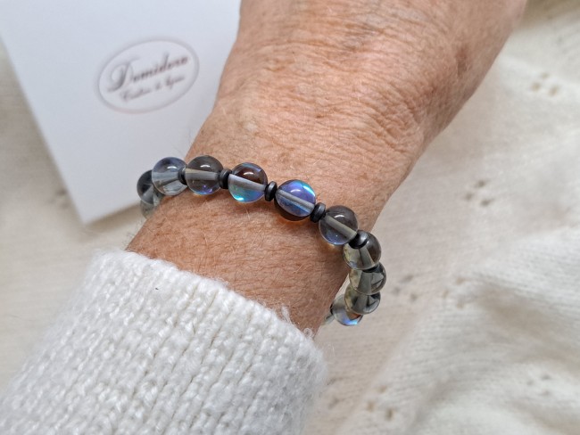 bracelet aqua aura gris, cadeau lithothérapie dames, cadeau noel