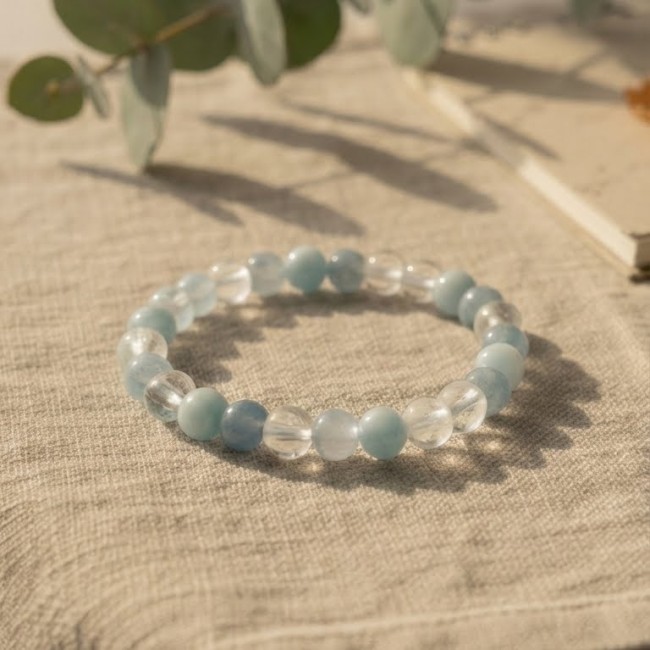 bracelet extensible en pierres naturelles calcedoine, aigue marine, aqua aura et celestine, pierre chakra gorge cadeau femme