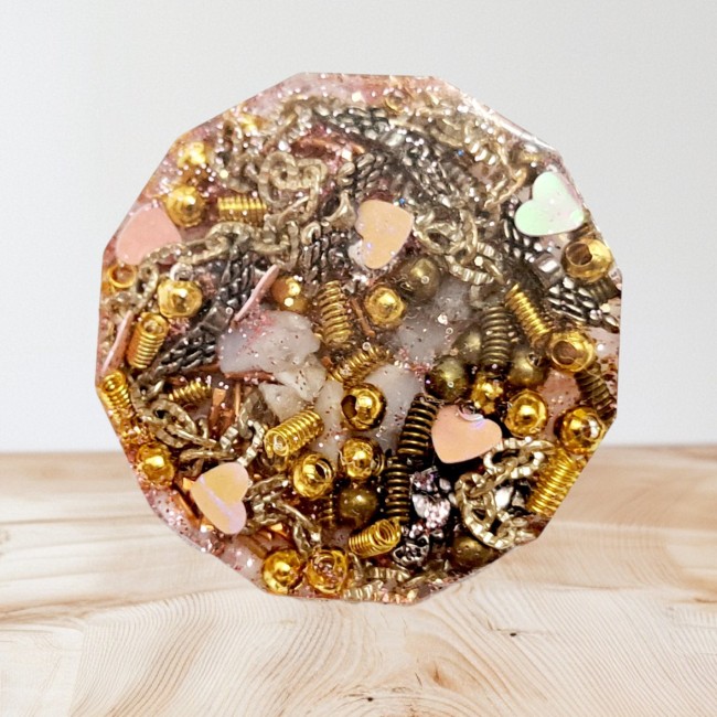 orgonite de poche protection quartz rose pour cadeau merci noel ou anniversaire
