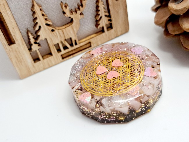 orgonite de poche protection quartz rose pour cadeau merci noel ou anniversaire