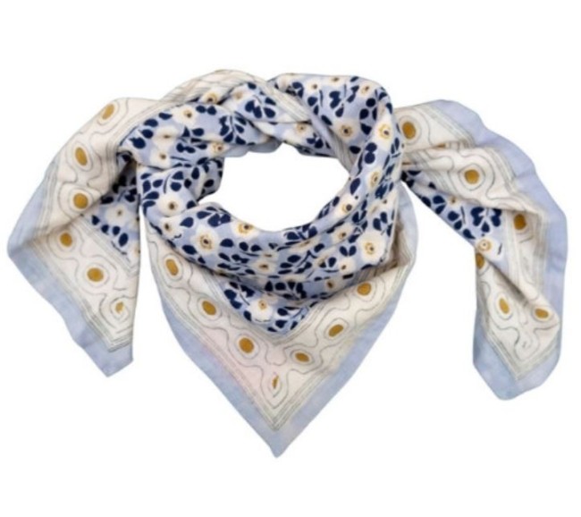 foulard-bleu-ciel-love-explorers