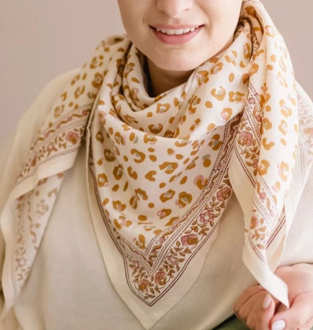 foulard indien leopard écru bindi atelier block print