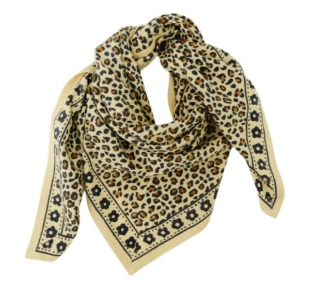 Foulard en coton léopard