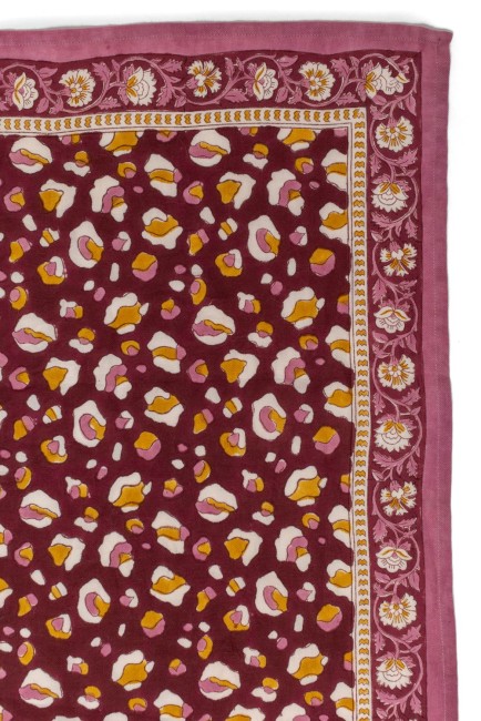 detail-motif-leopard-foulard-femme-coton-block-print-indien-100x100-rosa-bordeaux-bloomie