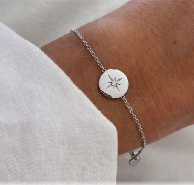 bracelet-argenté-etoile bracelet femme étoile argenté