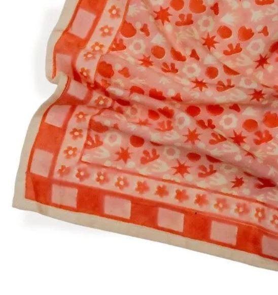 foulard-rouge-flora-love-explorers (3)