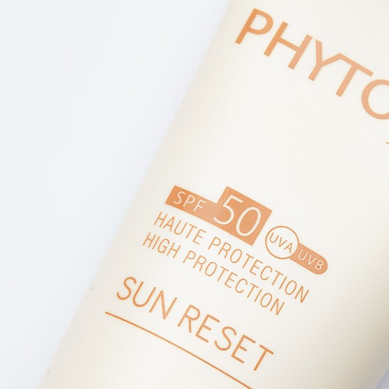 Tube Sun Reset - Crème Solaire Protectrice Haute Récupération SPF50