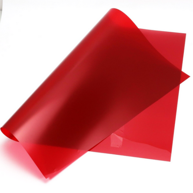 Les films inactiniques rouge, vert, ambre ou orange sont conçus spécifiquement pour absorber totalement les radiations lumineuses et ultraviolettes... exemple-film-inactinique-rouge-antiuv-et-radiation-lumineuse