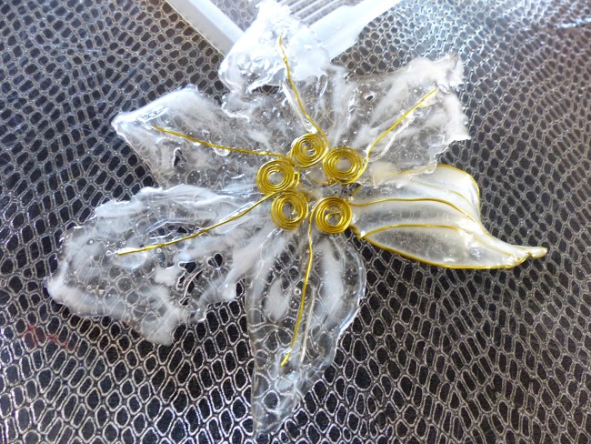 feuille d'hiver résine effet neige et fil alu